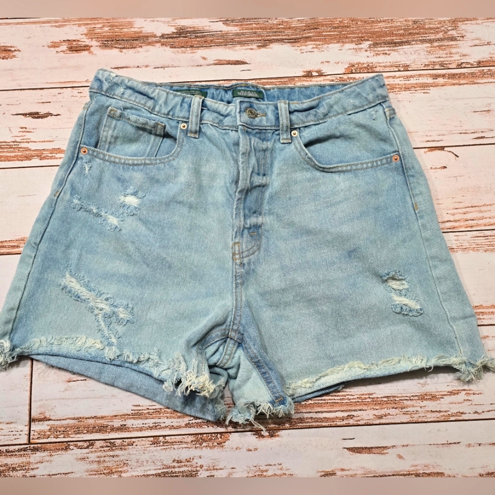 Wild Fable Denim Shorts Womens Size 8 Light Wash Distressed
